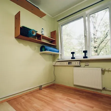 Spacious With Balcony شقة