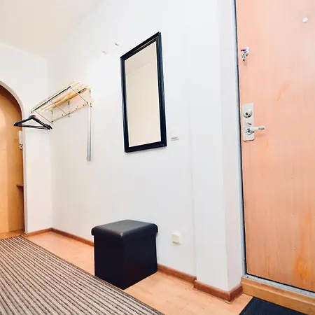 شقة Spacious With Balcony *