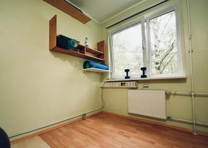 Spacious With Balcony Apartament